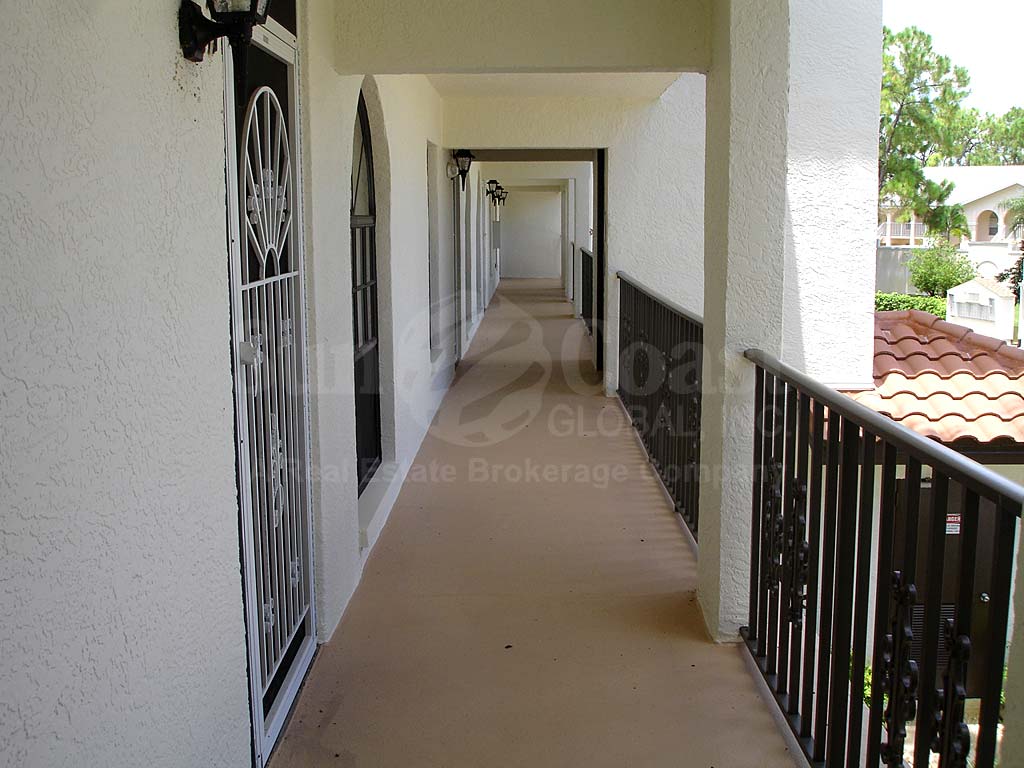 Gleneagles IV Outdoor Hallway
